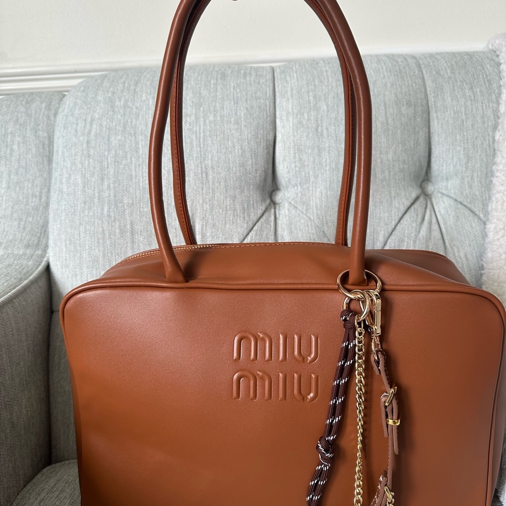 Cognac Beau Bag Zipper Tote
